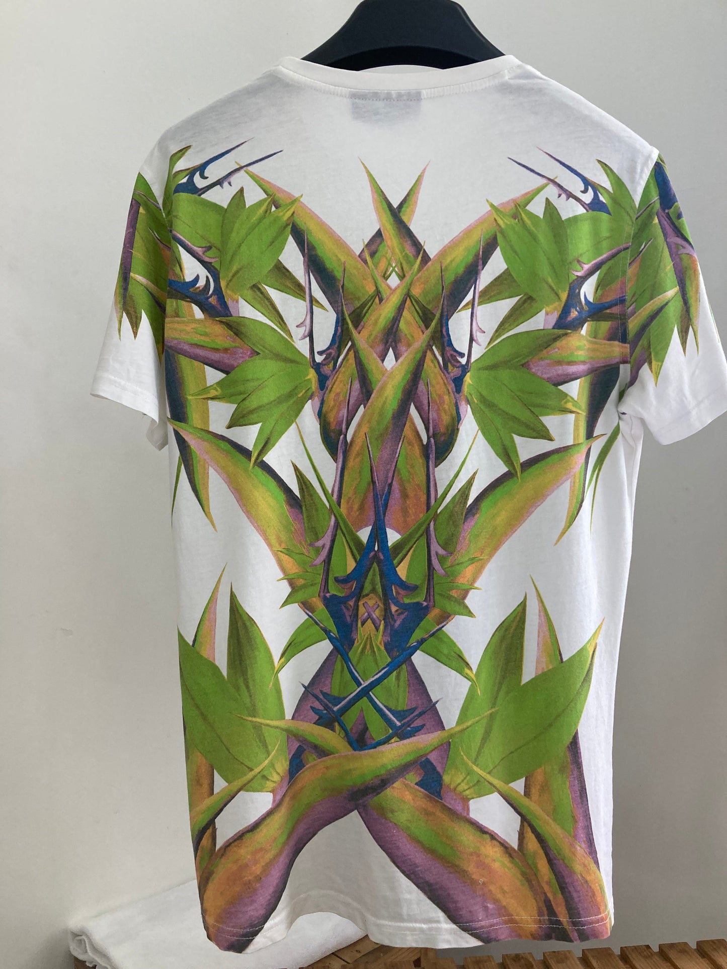 Givenchy Birds Of Paradise T Shirt Small