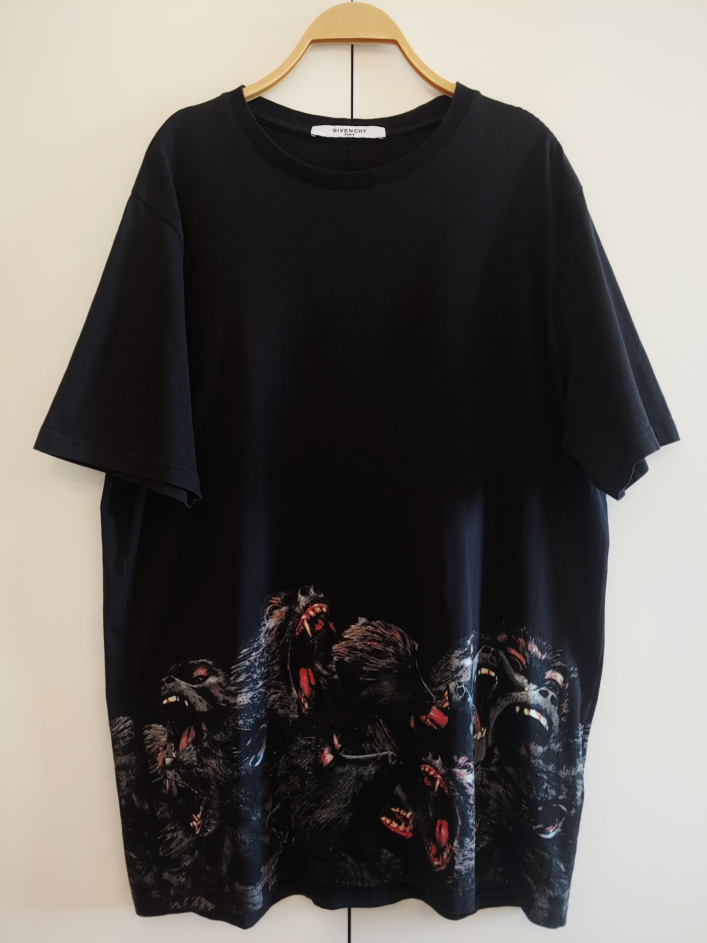 Givenchy Screaming Monkeys T Shirt S