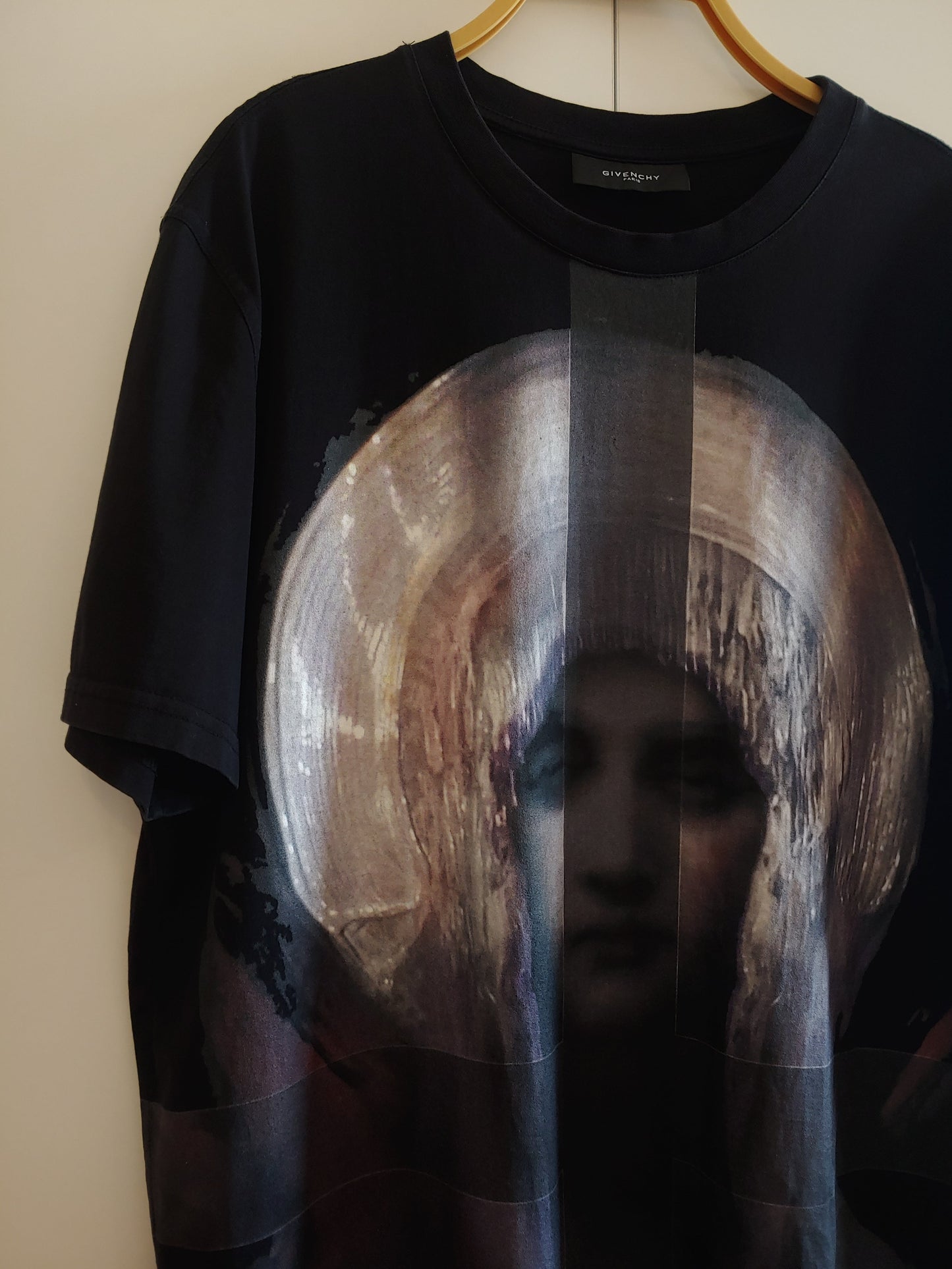 Givenchy Screaming Monkeys T Shirt S