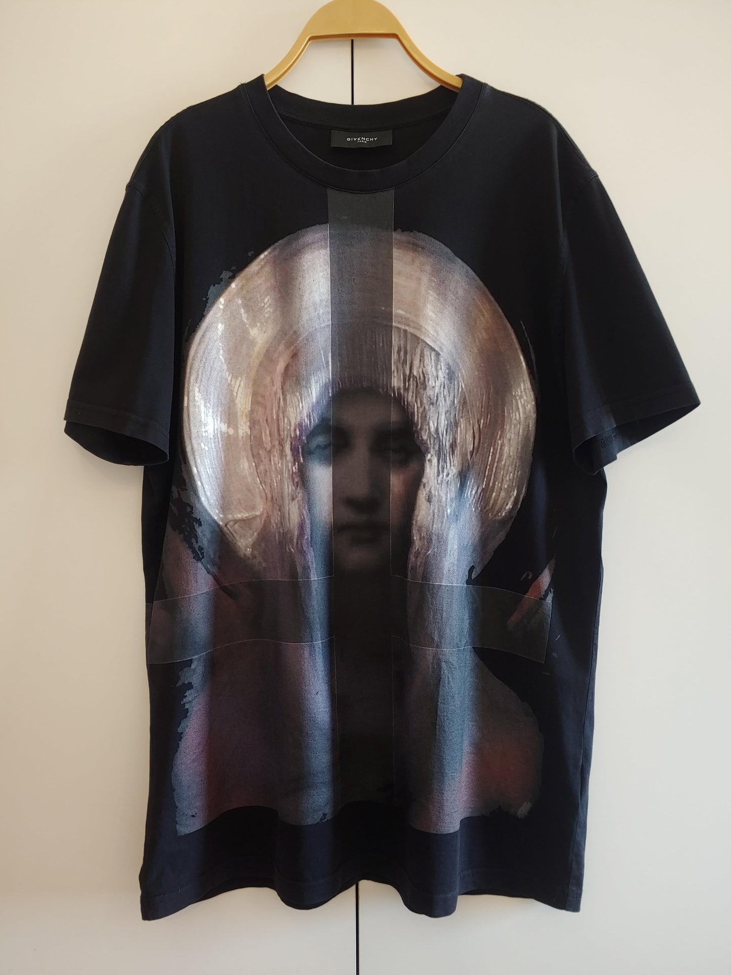 Givenchy Screaming Monkeys T Shirt S