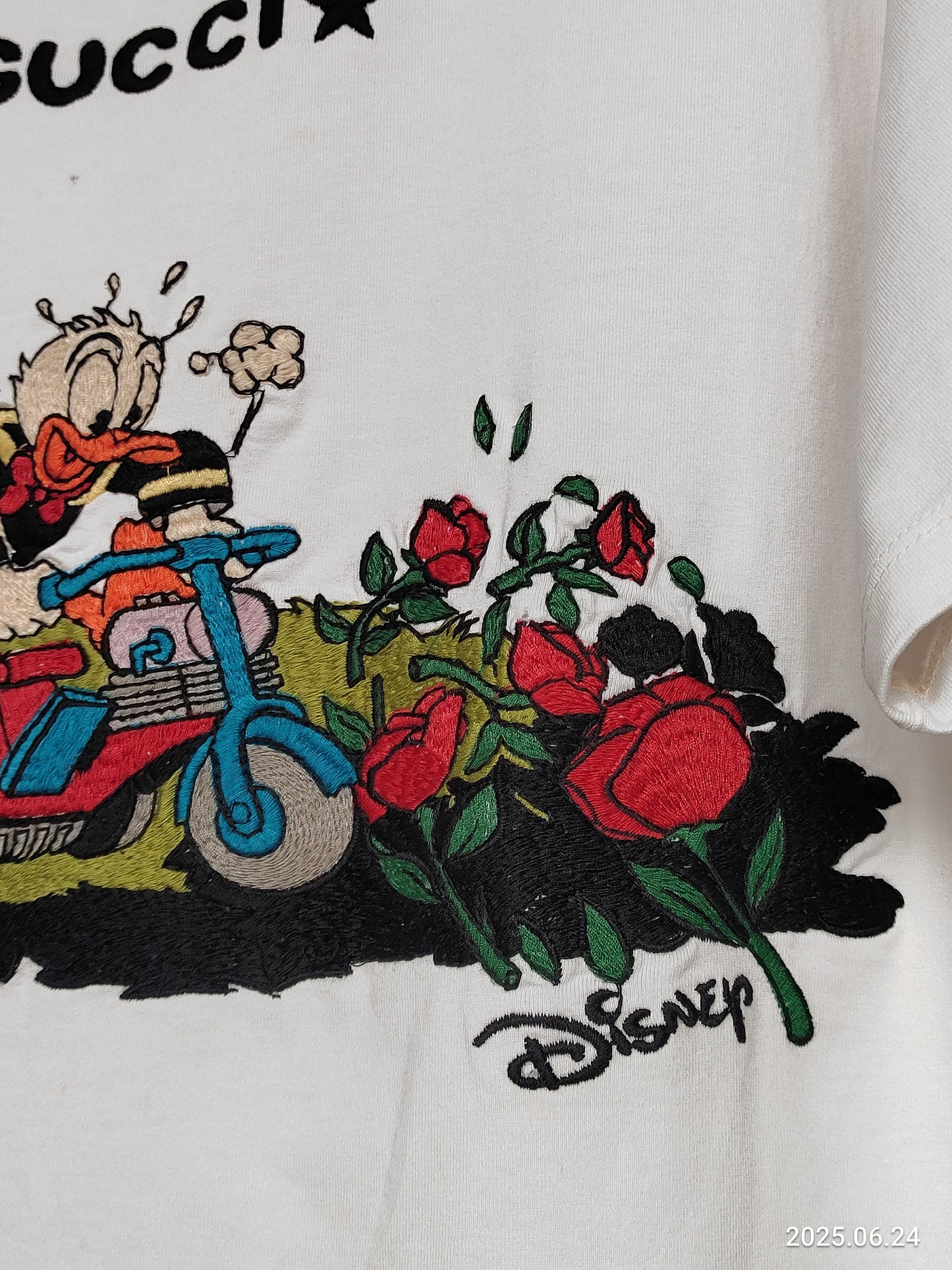 Gucci Disney Donald Duck  Off White Cotton T Shirt  M Regular Fit
