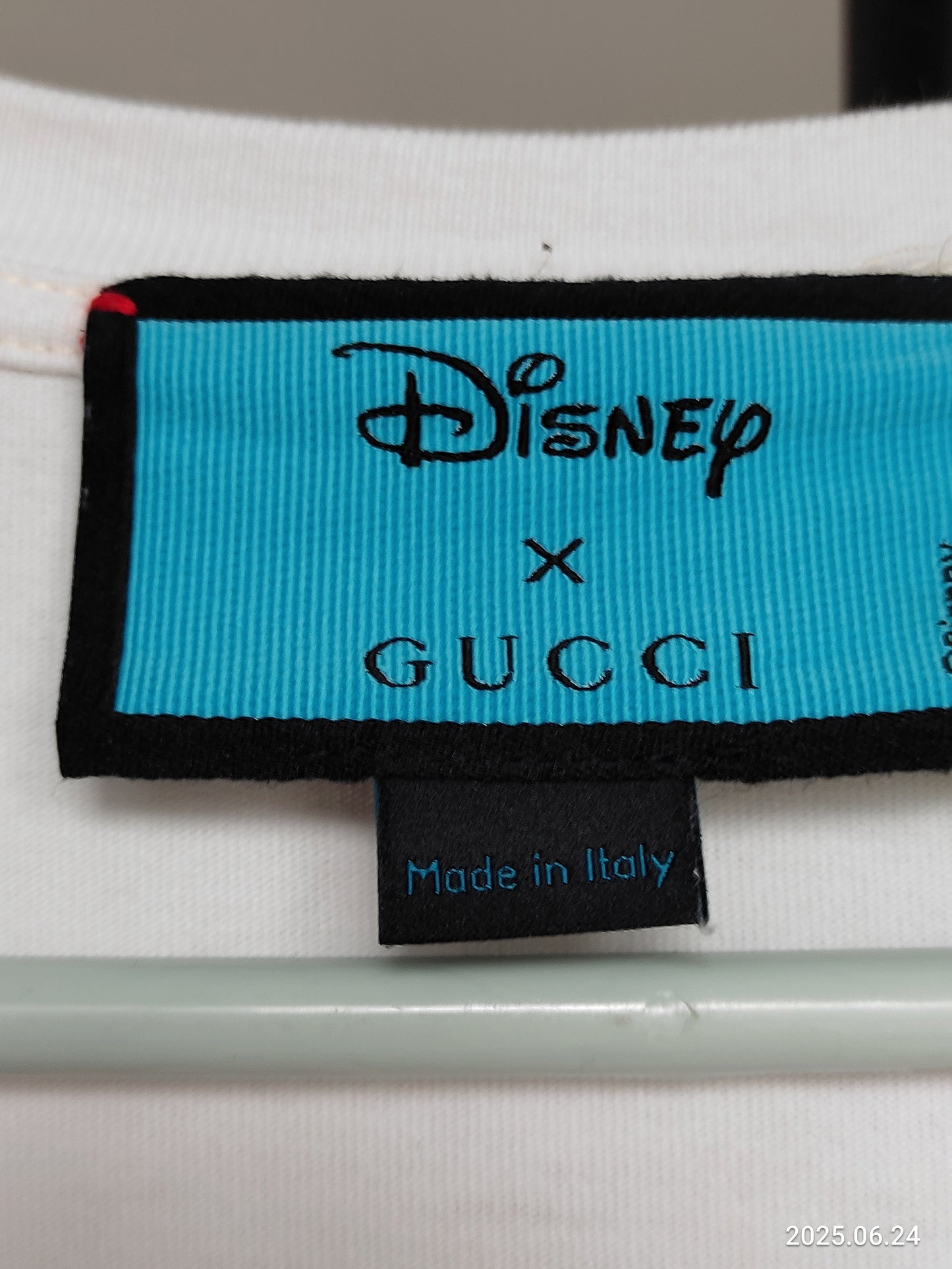 Gucci Disney Donald Duck  Off White Cotton T Shirt  M Regular Fit