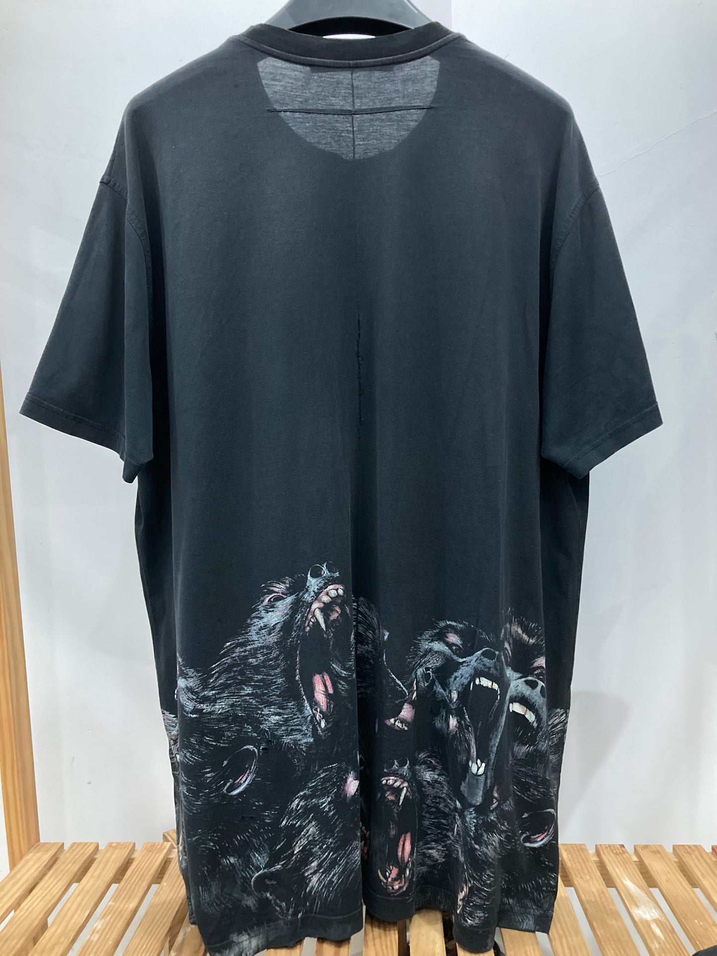 Givenchy Monkey Print T Shirt Xl