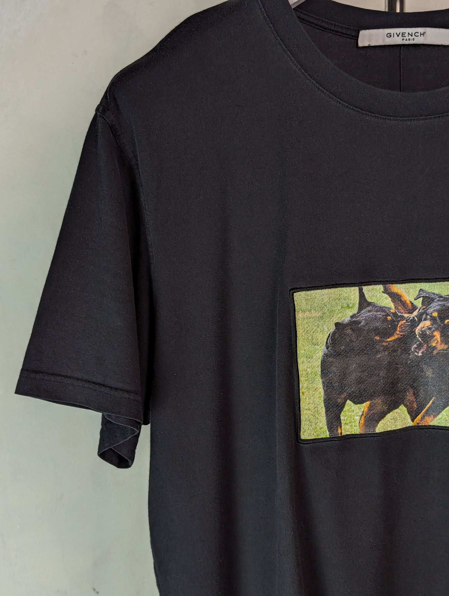 Givenchy Rottweiler Box Embroidery T Shirt Large